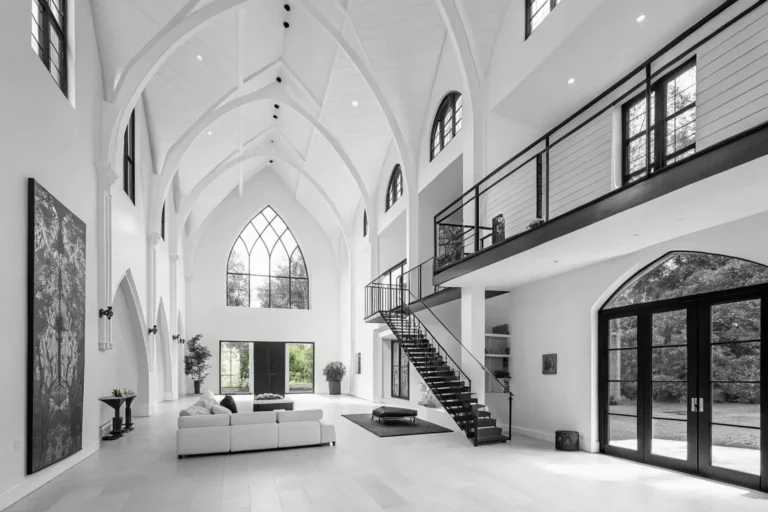 black and white decor